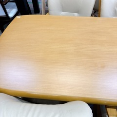 ニトリ ダイニングテーブル チェア 4脚セットの画像