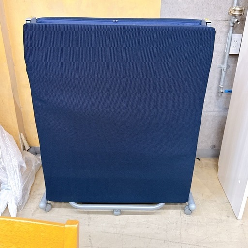 白岡市 折りたたみベッド シングル 中古 格安 早い者勝ち