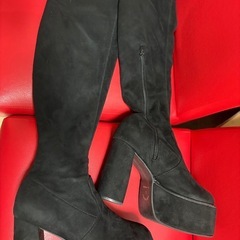 ニーハイブーツの画像