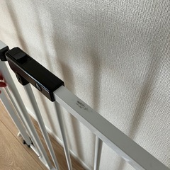 西松屋 Smart Angel ベビースチールゲート ホワイトの画像