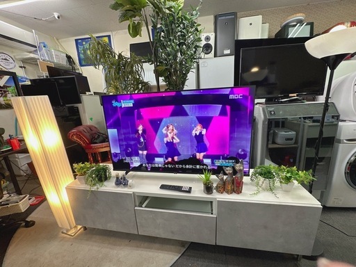 【豪華セット】2022年製 50型4Kテレビ ＋ モダンテレビ台 (セット販売)  