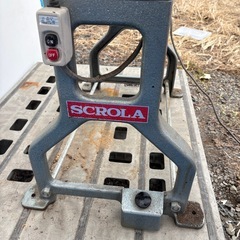 旭工機 糸のこ盤　傾斜テーブル SCROLA 800 動作確認済み 100V 木工機械 スーパー万能糸鋸盤 切断機の画像