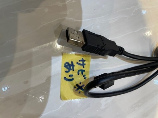 【プレイステーション】【500GB】【PS4本体•コントローラー•3種ケーブル】動作確認•クリーニング済み【管理番号0122】野