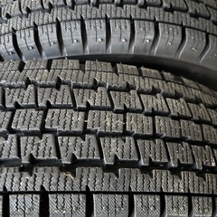  スタッドレスタイヤ145/80R12w300 の画像
