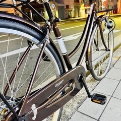 26インチの普通のママチャリ。訳ありなので普段よりさらに安くしました。後ろタイヤなど新品な交換してます。防犯登録も込みの価格なので、譲渡証明など面倒なこともなく、そのまま乗れます。の画像