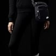 超美品〕NIKE•バックの画像