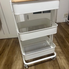 IKEA ワゴンの画像