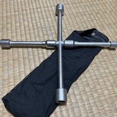 クロスレンチの画像