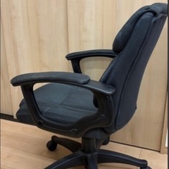 オフィスチェアの画像