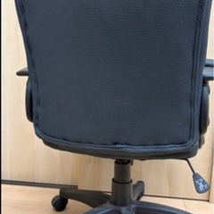 オフィスチェアの画像