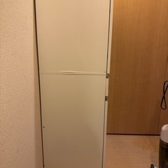 【無料・早い者勝ち】食器棚 引き取り限定の画像