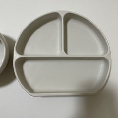 ★2週間使用のみ美品！定価3560円★ひっくり返らない ベビー 食器セット 皿 プレート ボウル シリコン 離乳食 BabyGoo 食洗機対応 吸盤付きの画像