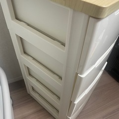 アイリスオーヤマ　収納チェスト4段の画像