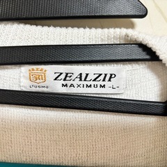 ZEALZIPニットベストの画像