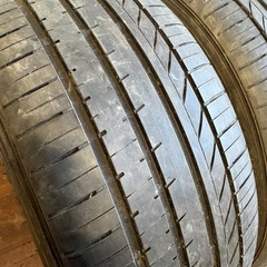 245/40/20夏グットイヤー2本の画像