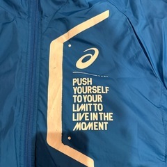 アシックス　ウィンドブレーカー上下　中綿の画像