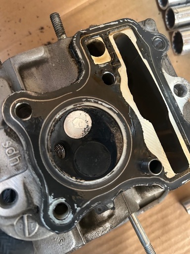 af61 af67 トゥデイの持病　カーボン噛み修理　腰上オーバーホール