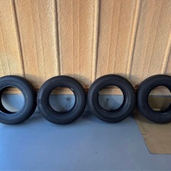 ハイエース タイヤ ４本セット 195/80R15