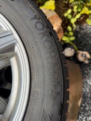 ヴェゼルで使用  スタッドレス  ヨコハマ アイスガードiG60  205-65R16