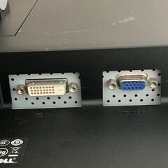 DELL　モニター（５６センチｘ３６センチ）ＨＤＭＩ端子（拡張）１５００円　渋谷の東急ハンズ近くのマンションで手渡しの画像