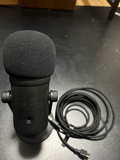Razer Seiren V2 Pro USBマイク　箱無し