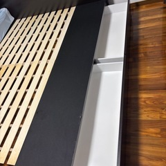 ベッドフレーム ダブル 収納付きの画像