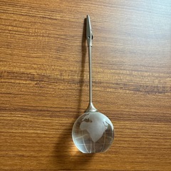 クリスタルボール 地球儀デザイン メモクリップスタンド　ペーパーウェイトの画像