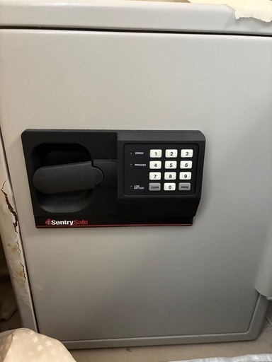 SentrySafe SB5560 テンキー式金庫 57kg (トシ) 江戸川橋のその他の