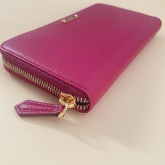 FENDI フェンディ ラウンドファスナー 長財布の画像