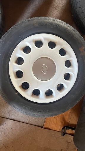 185/65R14 タイヤ・日産純正ホイールカバー4本セット 185/65R14 タイヤ・日産純正ホイールカバー4本セット