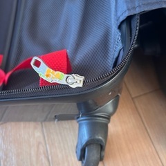 【一部破損あり】キャリーケースの画像