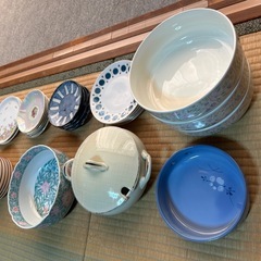 空家整理 レトロ　ガラス皿　オードブル皿　小皿　丸コンロ　いろり鍋 食器等　まとめて　中古　ジャンクの画像