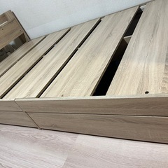 セミダブルベッドフレーム／収納付き／状態良好の画像