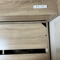 セミダブルベッドフレーム／収納付き／状態良好の画像