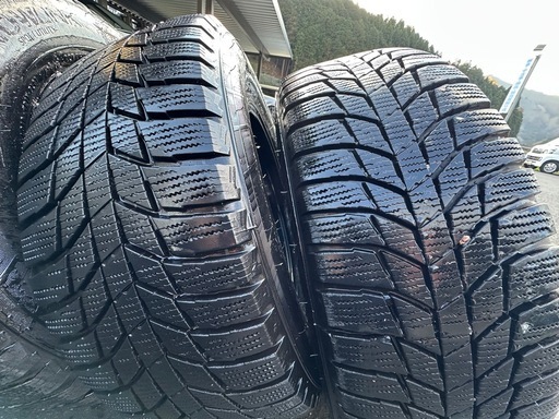 215/65R16 スタッドレス　アルファード　エルグランド　2020年製　アルミ　114.3 5H