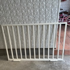 カトージ　　
ベビーベッドの画像