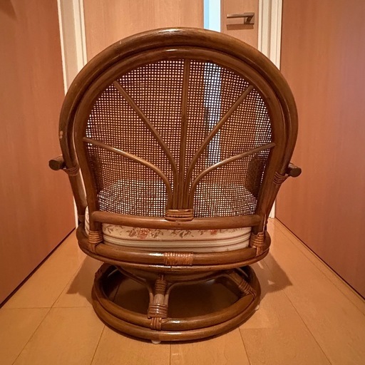 ラタン360°回転アームチェア 椅子 籐 昭和レトロ クッション付き