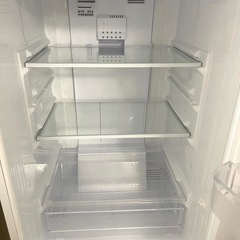 SHARP冷蔵庫 167 リットル
の画像