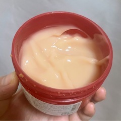 THE BODY SHOP ストロベリー ボディヨーグルト 200mlの画像