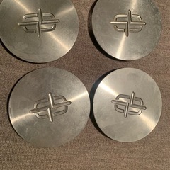 Y３２セドリック純正タイヤ4本セットの画像