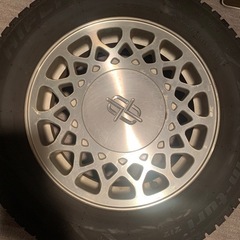 Y３２セドリック純正タイヤ4本セットの画像