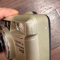 Kyocera コンパクトフィルムカメラ YASHICA Zoomate 140の画像