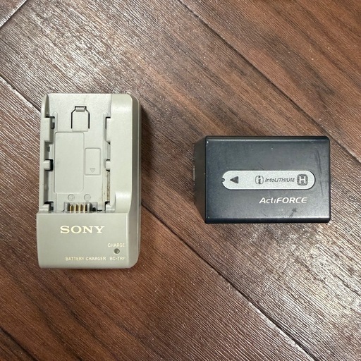 Sony ソニー ビデオカメラ　ハンディカム　hdr-xr520v 240gb