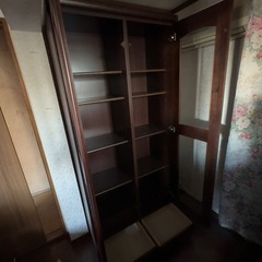 収納棚の画像