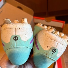 サッカースパイク　23センチの画像