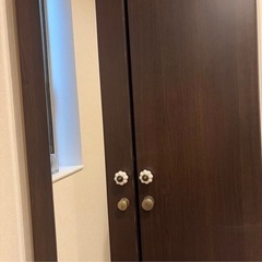 収納タンス　ミラー付きの画像