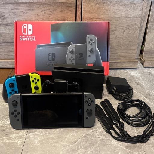 取引中】Nintendo Switch 本体 グレー その他セット