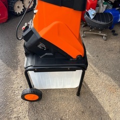 ガーデンシュレッダー 枝チッパー 粉砕機の画像