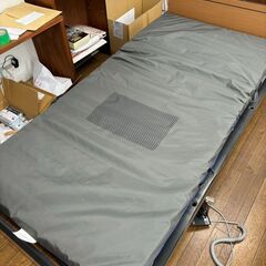 お手入れ簡単　パラマウントベッド　ストレッチグライドマットレス(清拭タイプ)　介護用マットレスの画像