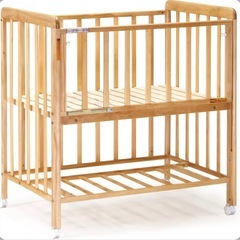 ベビーベッドの画像